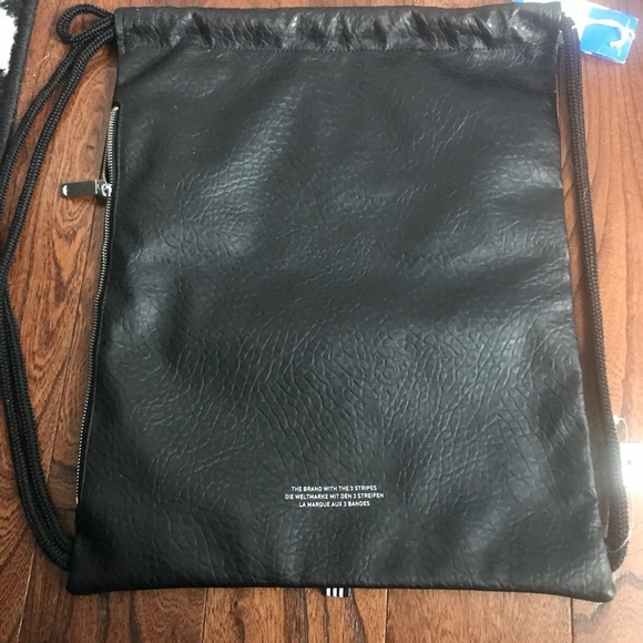 NWT adidas drawstring bag ❌final price❌ - Picture 3 of 6